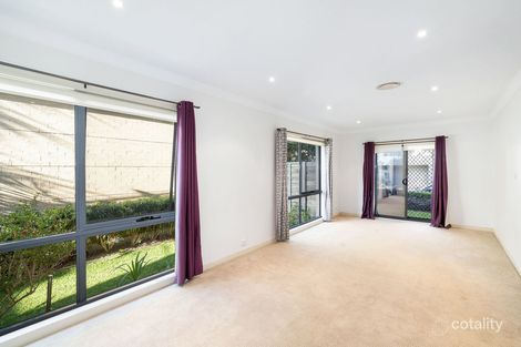 Property photo of 37 Kingfisher Way Warriewood NSW 2102