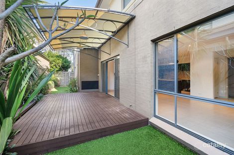 Property photo of 37 Kingfisher Way Warriewood NSW 2102