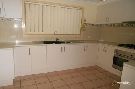 Property photo of 2 Thalia Court Meadow Heights VIC 3048