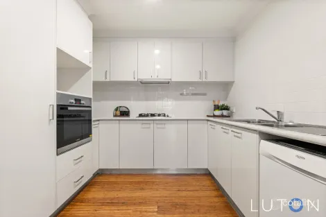 Property photo of 31 Carmody Street Casey ACT 2913