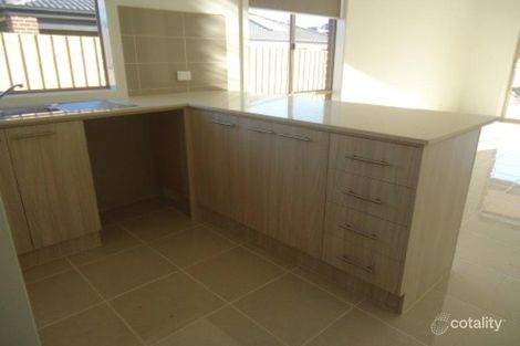 Property photo of 3 Sunningdale Road Doreen VIC 3754