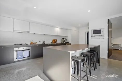 Property photo of 14 Little Blue Lane Varsity Lakes QLD 4227
