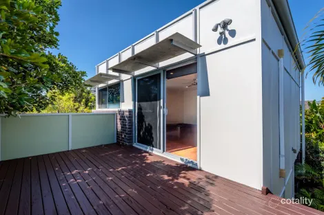 Property photo of 14 Little Blue Lane Varsity Lakes QLD 4227