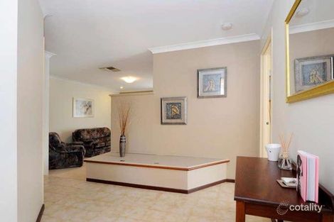 Property photo of 18 Earnshaw Loop Leeming WA 6149