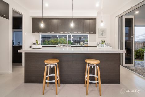 Property photo of 6 Pinnacle Circuit Heathwood QLD 4110