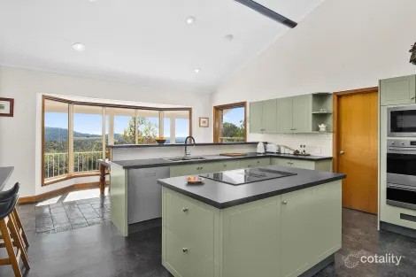 Property photo of 94 Oxley Drive Mittagong NSW 2575