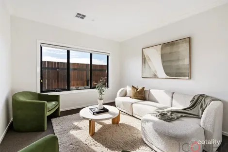 Property photo of 15 Terrestrial Way Wollert VIC 3750