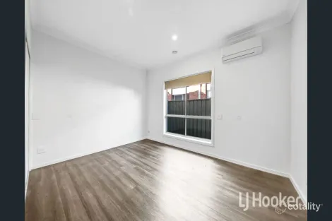 Property photo of 48 Wallangara Boulevard Harkness VIC 3337