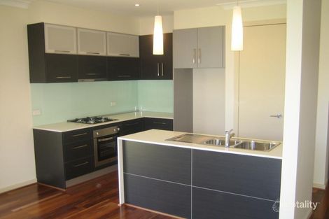 Property photo of 29 Hindmarsh Circuit Mawson Lakes SA 5095