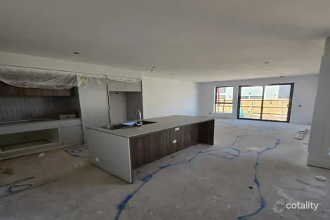 Property photo of 26 Fascination Circuit Aintree VIC 3336