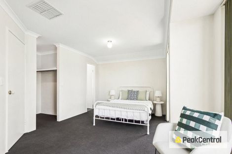 Property photo of 11 Menora Loop Warnbro WA 6169