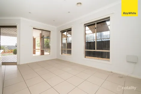 Property photo of 33 Long Tree Drive Harkness VIC 3337