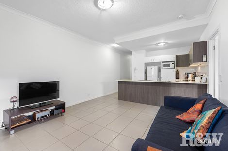 Property photo of 1/19 Halcomb Street Zillmere QLD 4034