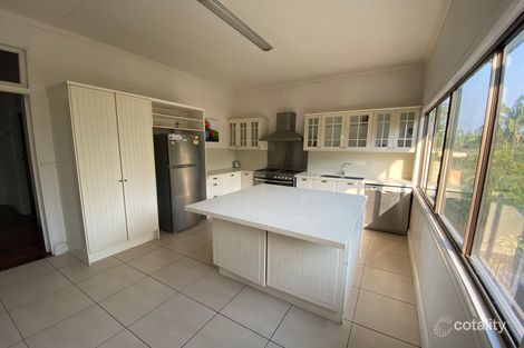 29 Blakeney St, Highgate Hill, QLD 4101