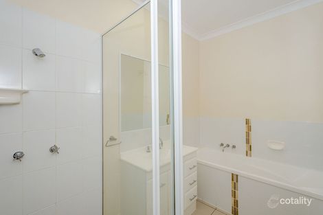 Property photo of 5 Glasshouse Place New Auckland QLD 4680
