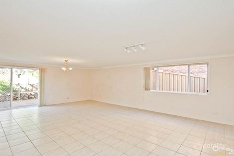 Property photo of 19 Ridgewood Crescent Eleebana NSW 2282
