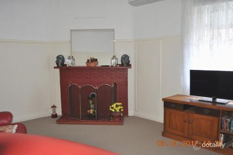 15 Bapaume St, Cootamundra, NSW 2590