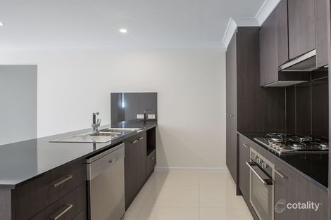 Property photo of 1 Lauenstein Crescent Pimpama QLD 4209