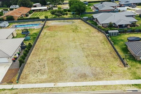 Property photo of 18 Simmental Way Calala NSW 2340