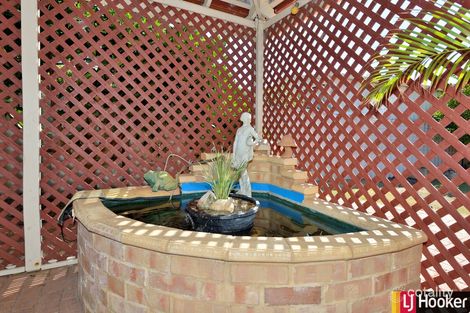 Property photo of 46 Oakmont Avenue Meadow Springs WA 6210