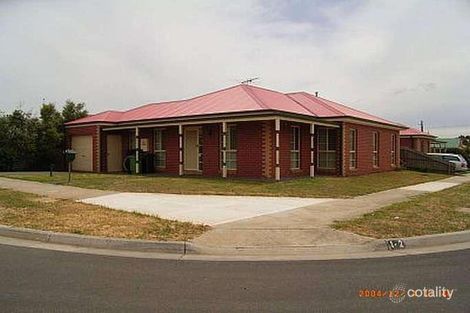 Property photo of 1/2 Cowper Crescent Sunbury VIC 3429