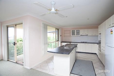 Property photo of 1/1 Yarle Crescent Flinders NSW 2529