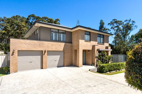 Property photo of 4 Craighill Crescent Cameron Park NSW 2285