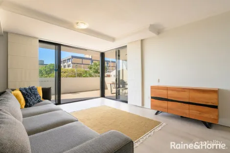 Property photo of 16/19 Roseberry Street Gladstone Central QLD 4680