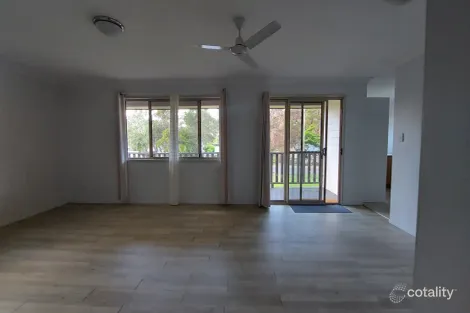 Property photo of 4 Oomool Street Macleay Island QLD 4184