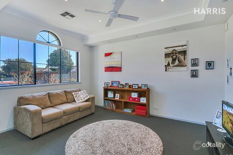 Property photo of 10 Buckingham Court Windsor Gardens SA 5087