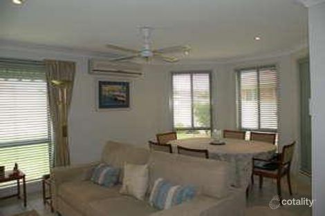 Property photo of 11 Brushwood Circuit Mardi NSW 2259