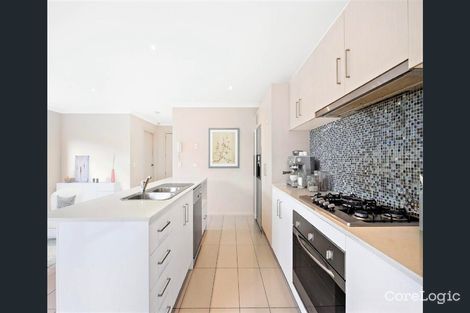 Property photo of 20 Cutleaf Crescent Tarneit VIC 3029