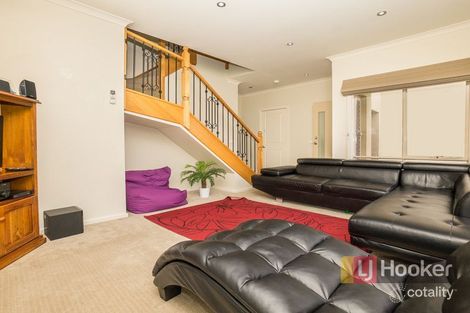Property photo of 2/10 Quinlan Court Werribee VIC 3030