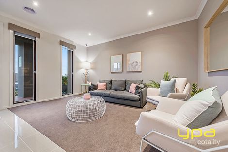 Property photo of 19 Stradling Rise Mernda VIC 3754
