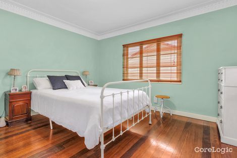 Property photo of 128 Arnold Street Holland Park QLD 4121