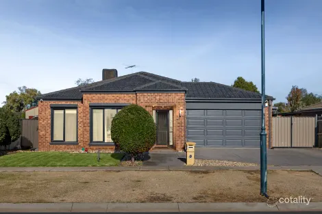 Property photo of 43 Dalray Crescent Kurunjang VIC 3337