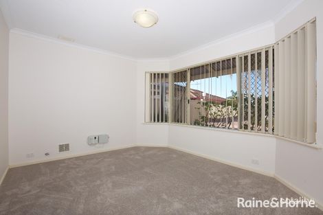 Property photo of 7 Donnelly Gardens Dudley Park WA 6210