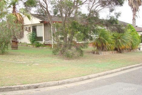 Property photo of 2 Hartzer Place Tarro NSW 2322