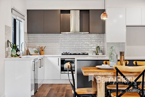 Property photo of 2/55 Hove Road Rosebud VIC 3939