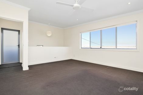 Property photo of 128 Headland Road North Curl Curl NSW 2099