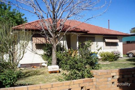 18 Sinclair Cres, Seymour, VIC 3660