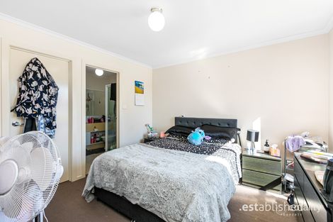 Property photo of 2/1 Mermaid Crescent Wyndham Vale VIC 3024