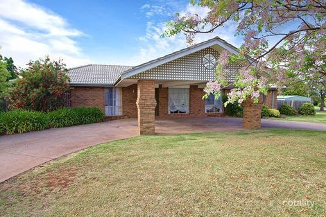 47 Piccolotto Dr, Melton West, VIC 3337
