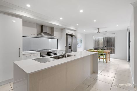 Property photo of 5 Newport Place Thornlands QLD 4164