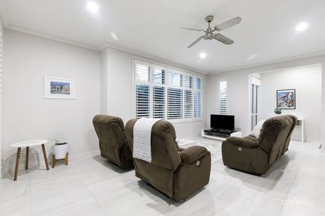 Property photo of 2/2 Lake Weyba Drive Noosaville QLD 4566