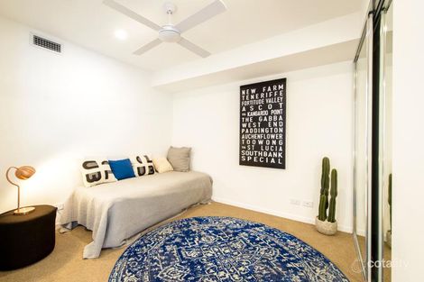 Property photo of 32004/24 Stratton Street Newstead QLD 4006