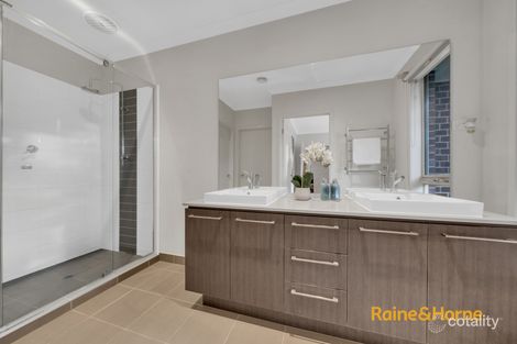 Property photo of 4 Dusky Bells Drive Cranbourne West VIC 3977