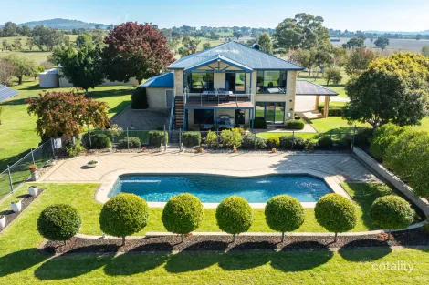 Property photo of 24 Berick Lane Table Top NSW 2640