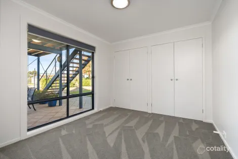 Property photo of 24 Berick Lane Table Top NSW 2640