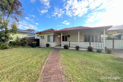 Property photo of 31 Chisholm Crescent Bradbury NSW 2560